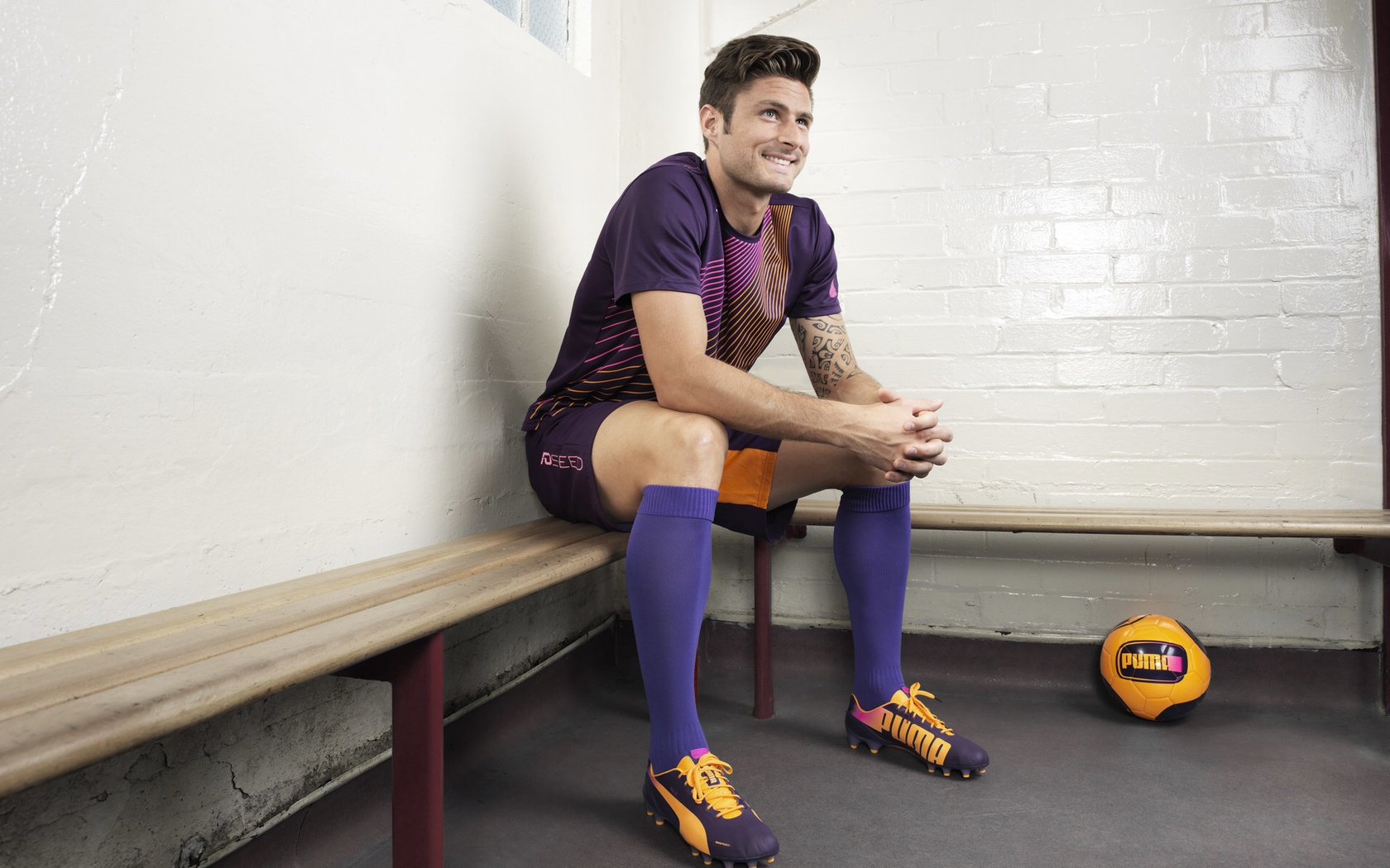 浓眉单核掀翻快船，当质疑声如潮，他用实力写下最沉默的回应