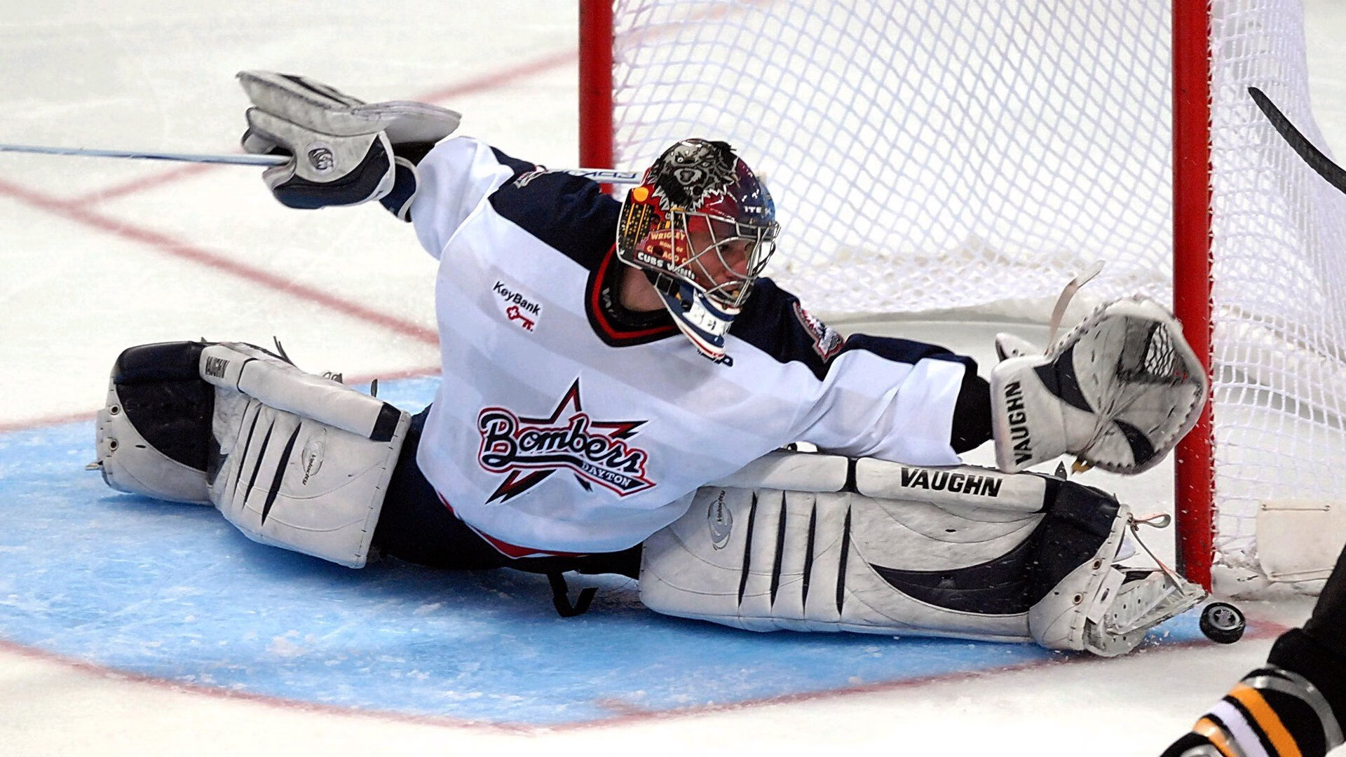 斯通斯一柱擎天，伊朗决胜局带走摩纳哥